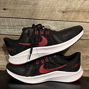 Nike Quest Black and Red Running Shoes